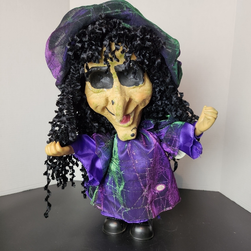 Dandee Witch, Super Freak Vintage Halloween Witch Decor - Picture 6 of 8
